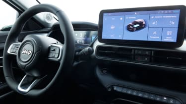 Jeep Avenger - dashboard and infotainment screen